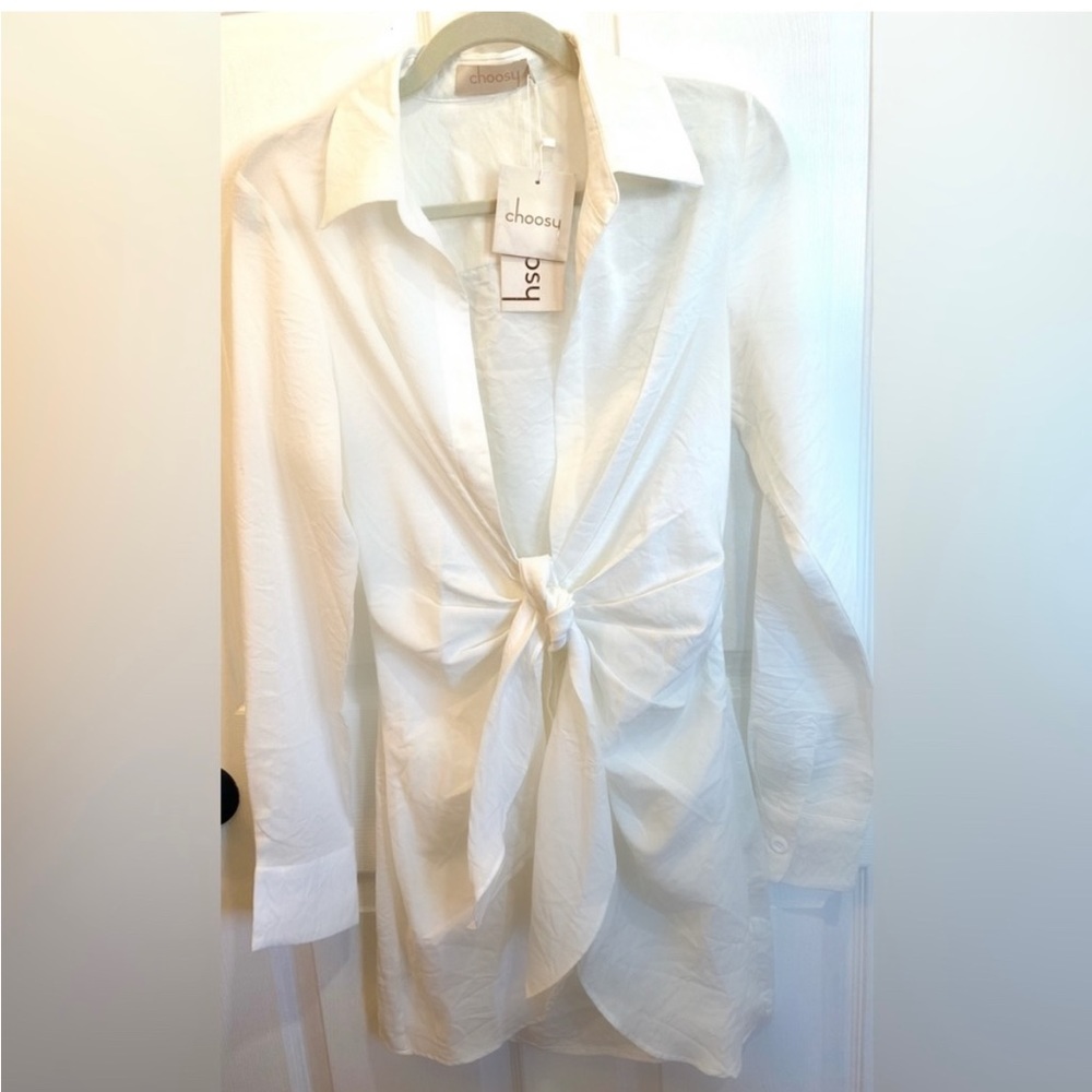 Choosy White Crosby, Button down tie front, Size 4